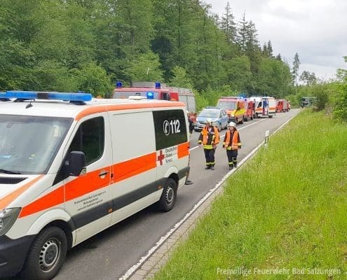 Schwerer Verkehrsunfall B285 bei Bad Salzungen - 4 Verletzte