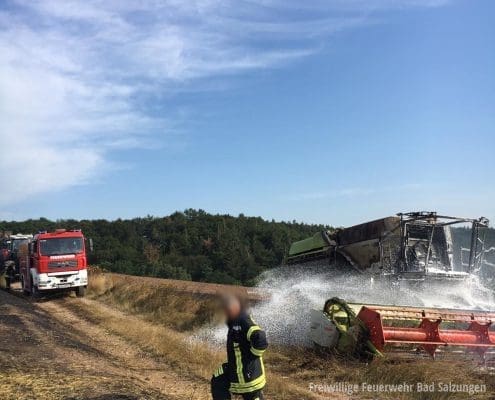 Feuer in Wolfsburg-Unkeroda - Tanklöschfahrzeug aus Bad Salzungen angefordert!