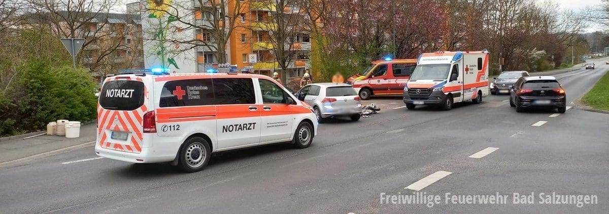 Verkehrsunfall, Krad gegen Pkw am Rhönblick | Feuerwehr Bad Salzungen